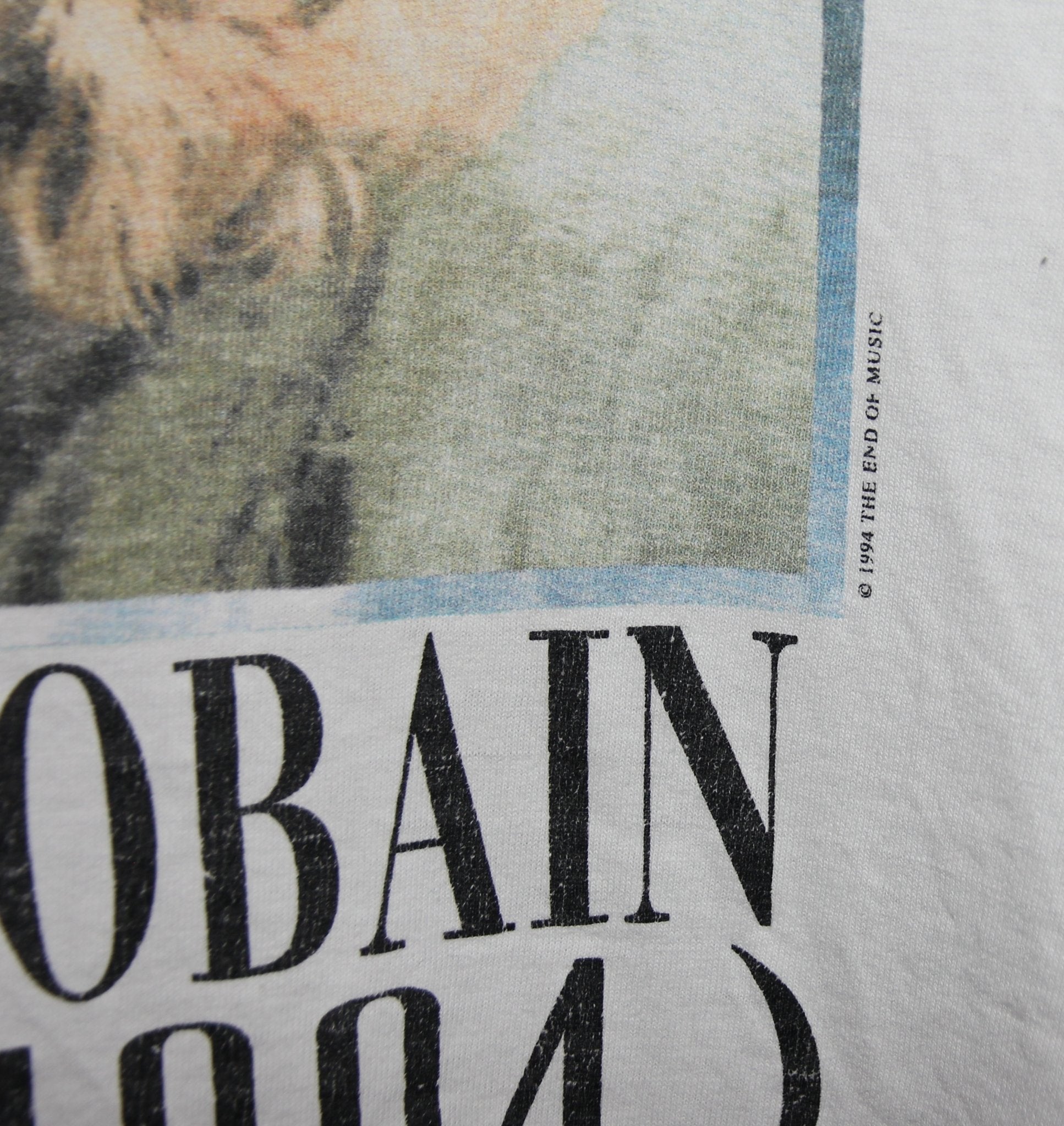 Kurt Cobain 1995 Portrait Memorial Shirt - Faded AU